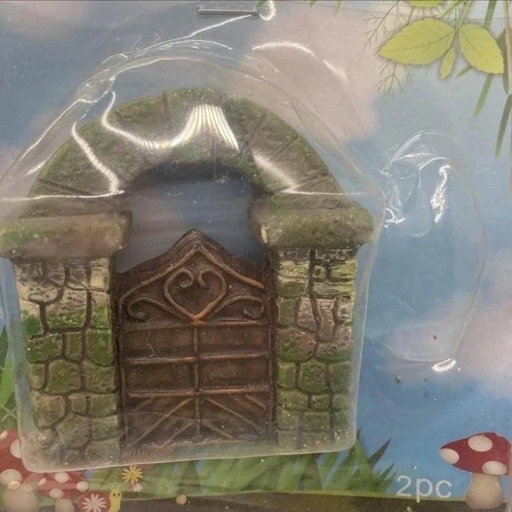 Lot of 16 Fairy Garden Miniatures Gnomes Mushrooms Welcome Sign Aquarium Decor